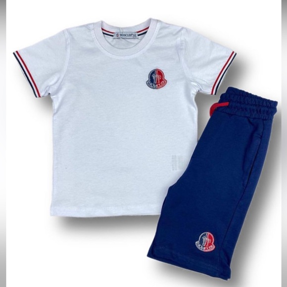 NWT Moncler look 5Y-11Y Big Kids - Picture 1 of 1